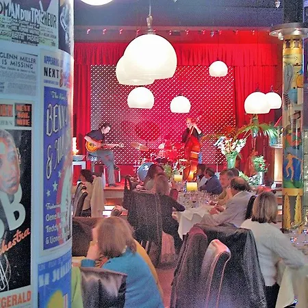 Hotel Utopía 4*