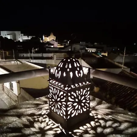 Utopia 4*