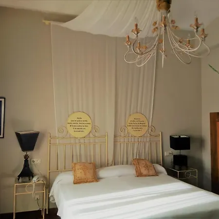 Hotel Utopia