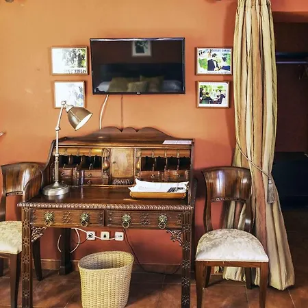Utopia Hotel 4*