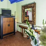Hotel Utopia